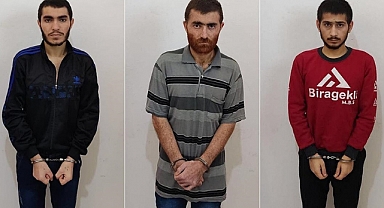 3 terörist  silahlarıyla yakaladı