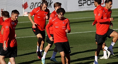 A Milli Futbol Takımı'nda Lüksemburg maçı hazırlıkları başladı