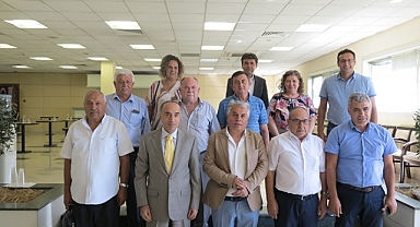 Akhisar Tarım Temsilcileri Tariş’i Ziyaret Etti…