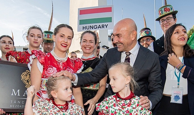 Balkanlılar Halk Dansları ve Kültür Festivali başladı