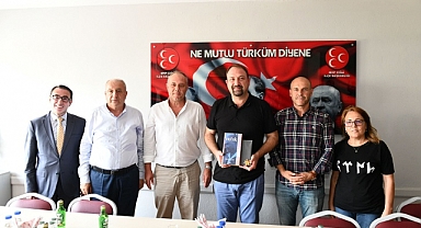 Başkan Gümrükçü'den Siyasi Parti Temsilcilerine Ziyaret