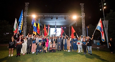 Başkan Soyer Balkan Kültür Gecesi’ne katıldı