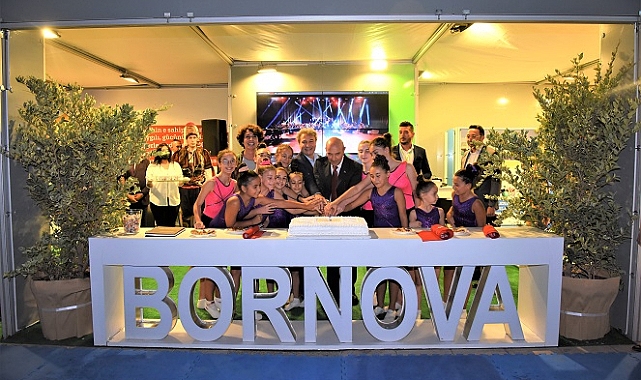 Bornova Belediyesi fuarda 2 ayrı stantta