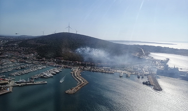 Çeşme'de makilik alandaki yangın kontrol altına alındı