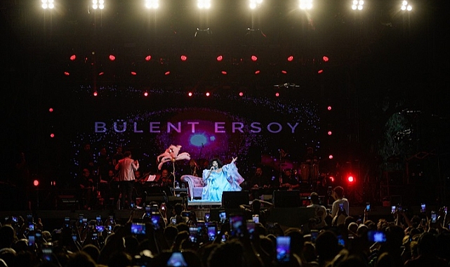 İEF Çim Konserleri’nde “Diva”yı ağırladı