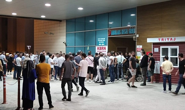 İnegöl'de bir kişi boşandığı kadını öldürüp kendini vurdu