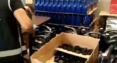 İzmir'de 12,5 ton kaçak akaryakıt ile 4 ton etil alkol ele geçirildi