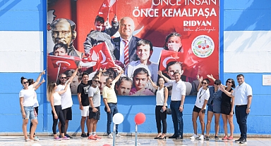 Kemalpaşa’da Yüzlerce Çocuk Yüzme Öğrendi