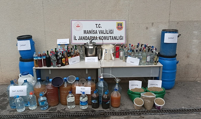 Manisa'daki sahte içki operasyonunda 2 kişi yakalandı