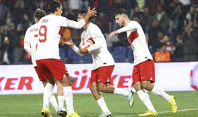 Milliler grubu lider tamamlamayı garantiledi