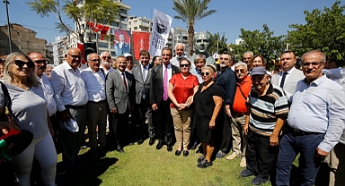 Muammer Aksoy’un Adı Karşıyaka’da Ölümsüzleşti