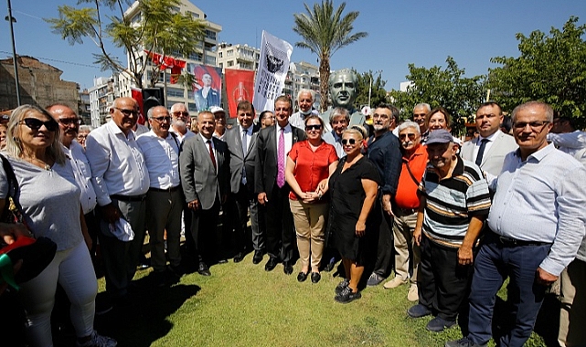 Muammer Aksoy’un Adı Karşıyaka’da Ölümsüzleşti