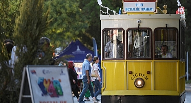 “Nostaljik Tramvay” fuar ziyaretçilerini geçmişe götürüyor