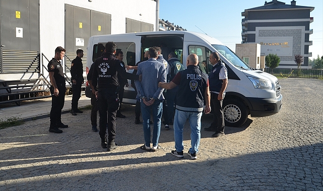 Saman satışı ilanıyla dolandırıcılık yapan 6 zanlı tutuklandı