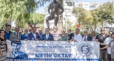 Taçsız Kral  Konak’ta anıldı