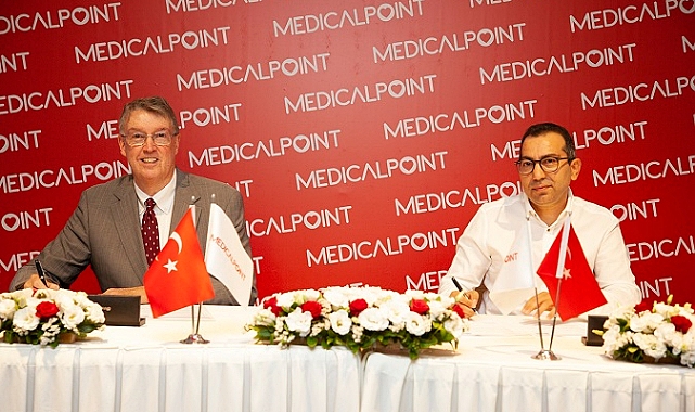 Uluslararası Uzmanlar Medical Point’te Buluştu