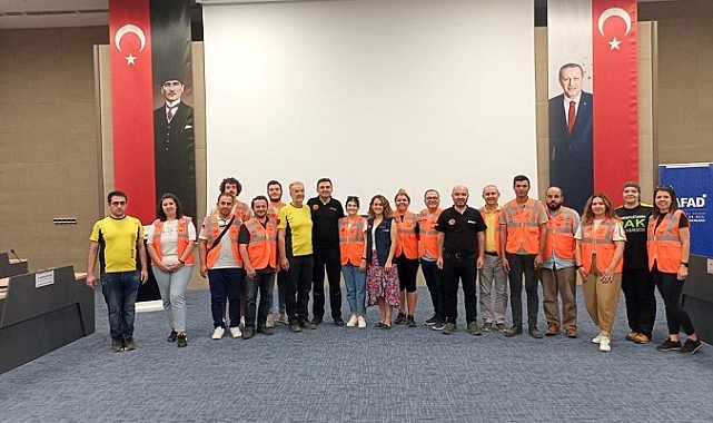 Yaralılara ilk müdahaleyi, profesyoneller yapacak