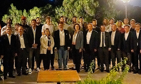 Yaşar Holding ve Pınar Karşıyaka yeni sezon öncesi biraraya geldi