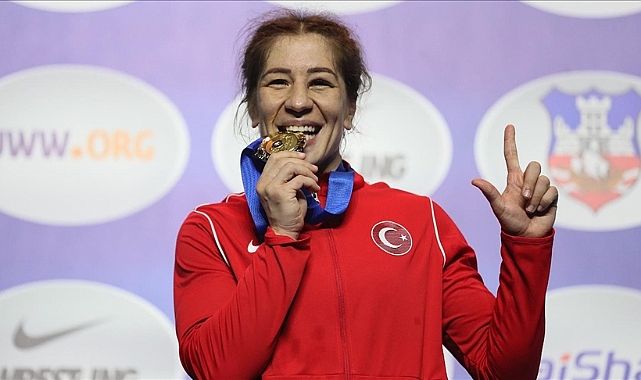 Yasemin Adar Yiğit Dünya Şampiyonu