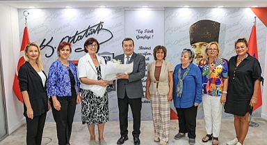 Başkan Batur’dan kadınlara tam destek