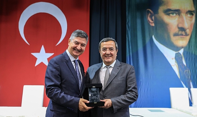 Başkan Batur: Konak Belediyesi bütün işlerine sahip çıkar