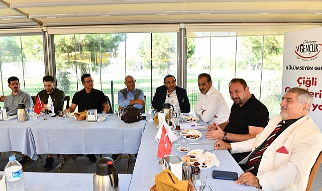 Başkan Gümrükçü’nün Esnaf Buluşmaları Hız Kesmiyor