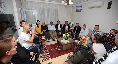 Başkan Sandal’a Emek Mahallesi’nde sıcak karşılama