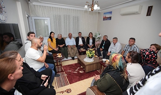 Başkan Sandal’a Emek Mahallesi’nde sıcak karşılama
