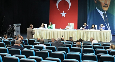 Batur’dan Soyer’e hizmet binası teşekkürü