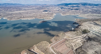 Bayındır Barajı'nda yüzer güneş enerji santrali kurulacak