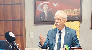 Beko, İzmir’in raylı sistem yatırımlarına ayrılan 3 bin TL’yi sordu
