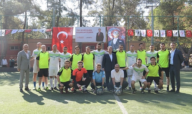 Bornova Belediyesi’nde birimler arası futbol heyecanı