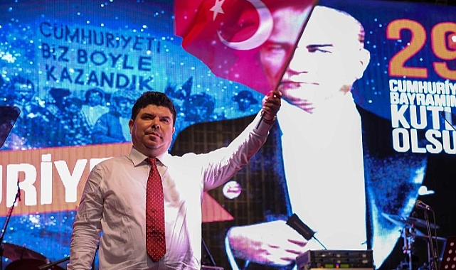 Buca'da 29 Ekim coşkusu