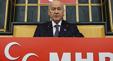 "Cesaretin varsa adaylığını ilan et"