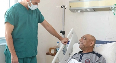 Deü Hastanesi’nden Kanserde Öncü Operasyon