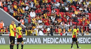 Göztepe evinde  kaybetti
