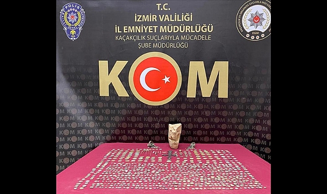 İzmir'de 1085 parça tarihi eser ele geçirildi
