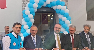 İzmir'de ihtiyaç sahipleri için yapılan aşevi hizmete girdi