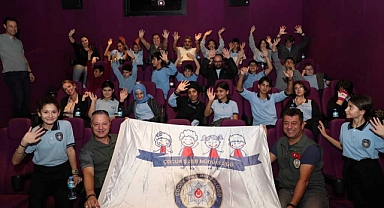 İzmir Emniyet Müdürlüğü çocuklara yönelik etkinlikler düzenledi