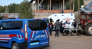 Karı koca evlerinde ölü bulundu