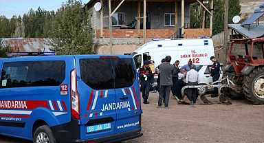 Karı koca evlerinde ölü bulundu