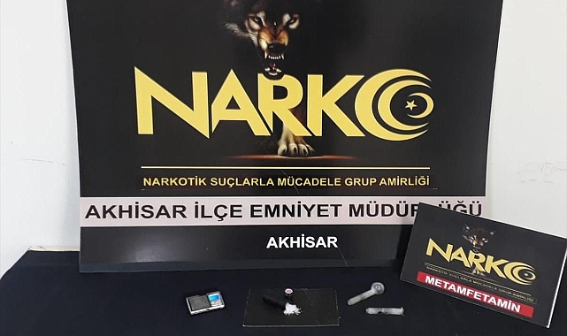 Manisa'da düzenlenen uyuşturucu operasyonunda 3 kişi tutuklandı