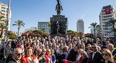 Soyer CHP İzmir İl Başkanlığı’nın 29 Ekim töreninde konuştu