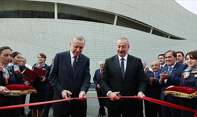 Zengilan Uluslararası Havalimanı'nın açılışını yaptılar