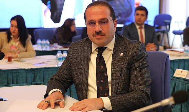 AK Partili Kırkpınar’dan Diploması Vurgusu