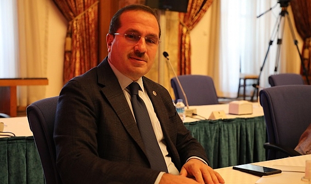 AK Partili Kırkpınar, Muhalefeti Sahra Hastanesi İle Eleştirdi
