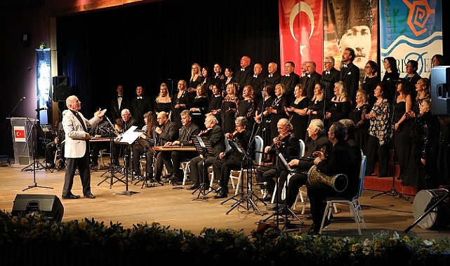 Ata’nın En Sevdiği Şarkılar Narlıdere’de Yankılandı