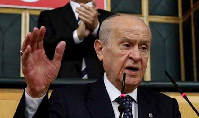 Bahçeli'den yeni anayasa çağrısı