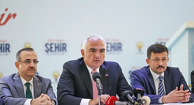 Bakan Ersoy Gazetecilerle Buluştu
