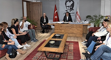 Başkan İduğ, yabancı öğretmenlerle buluştu